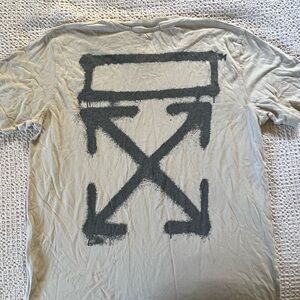 Off white t shirt